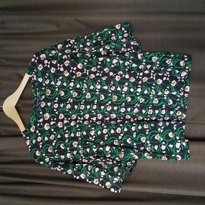 Marimekko bell sleeve top in beautiful flower print size Medium